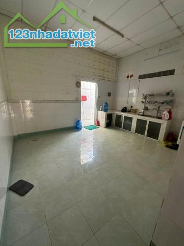 01. cho thuê nhà 2 PN hẻm 286 Cmt8 - 3