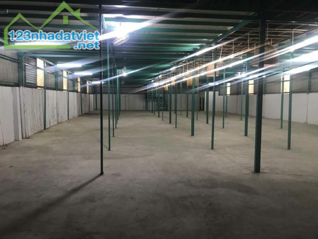 CẦN TIỀN BÁN GẤP NHÀ XƯỞNG MẶT TIỀN ĐƯỜNG TRUNG VIẾT – CỦ CHI - 2