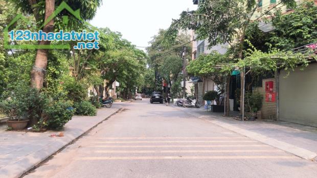 🚘SIÊU HIẾM THẠCH BÀN–LÔ GÓC–VIEW CÔNG VIÊN-HẦM Ô TÔ–VỈA HÈ 3M–ĐƯỜNG XE TẢI TRÁNH🚘