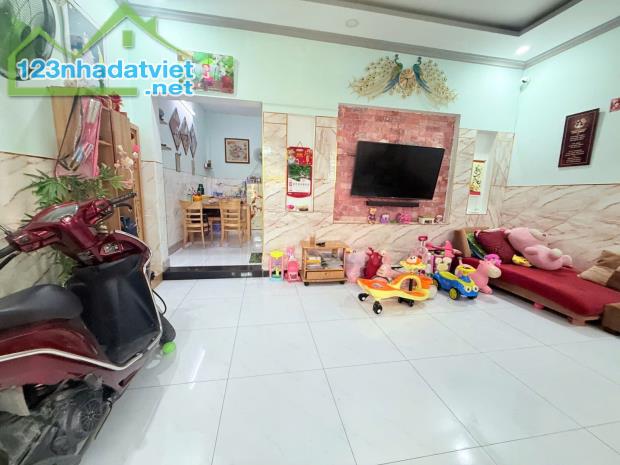 NHÀ HXH TÂN THỚI HIỆP Q12 – NGANG HIẾM 5.7 -57M2 Chỉ 4.25 TỶ - 2