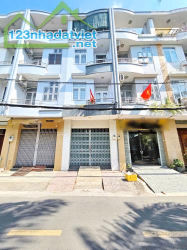 Nhà 4 tầng mặt tiền 10m KDC Bông Sao – TTTM Central Premium Quận 8