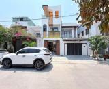 Nhà 3 tầng mới đẹp full nội thất , sổ Vuông vức . DT:100m , ngang 5m