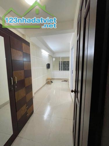 BÁN GẤP NHÀ ĐƯỜNG LÊ VĂN SỸ QUẬN 3 HXH - 1