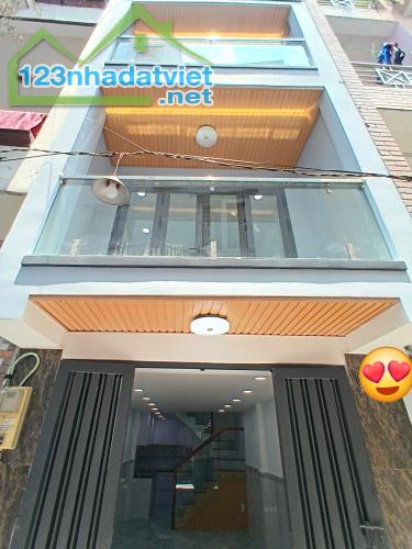 Nhà Đẹp Dân Trí Tốt - Hoàn Công Đủ 3 Tầng - 31,5m² - Võ Văn Tần Quận 3 - Hẻm 3,5m - 7 Tỷ
