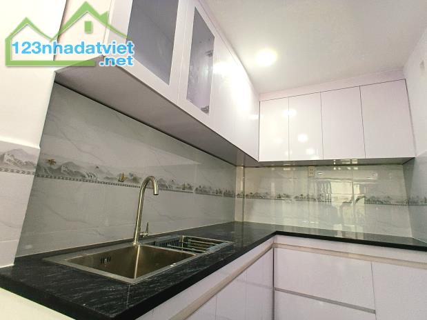 Nhà Đẹp Dân Trí Tốt - Hoàn Công Đủ 3 Tầng - 31,5m² - Võ Văn Tần Quận 3 - Hẻm 3,5m - 7 Tỷ - 2