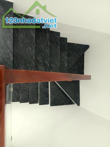 Nhà Đẹp Dân Trí Tốt - Hoàn Công Đủ 3 Tầng - 31,5m² - Võ Văn Tần Quận 3 - Hẻm 3,5m - 7 Tỷ - 3