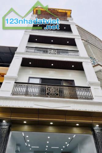 TRẦN THỦ ĐỘ BẾN XE NƯỚC NGẦM CÔNG VIÊN YÊN SỎ  45m2 8.9 tỷ
