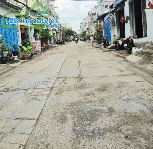 SIÊU PHẨM AN DƯƠNG VƯƠNG, XE TẢI TRÁNH NHAU, HOÀN CÔNG - 1