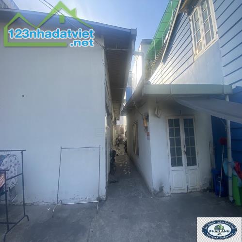 Cơ hội vàng cho nhà đầu tư săn quỹ đất khủng ngay Ngã tư MK - Quận 9 ! 160 m², chưa đến 80 - 2