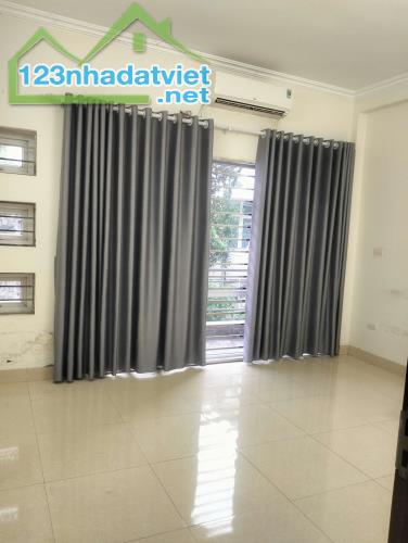 Cho Thuê Nhà Liền Kề Văn Phú, Hà Đông – 67.5m² x 4 Tầng – Kinh Doanh, Văn Phòng, Ở