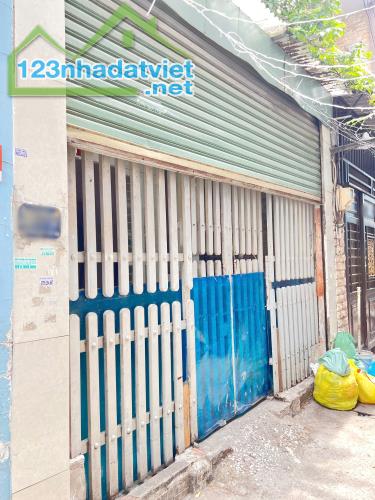 Nhà 3 tầng 2 mặt hẻm 258 đường Dương Bá Trạc P2Q8. Giá: 6.5 tỷ - 2