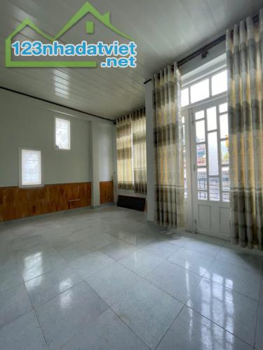 Cho thuê nhà 3 phòng 10 triệu/tháng phường 9 Đà Lạt - 1