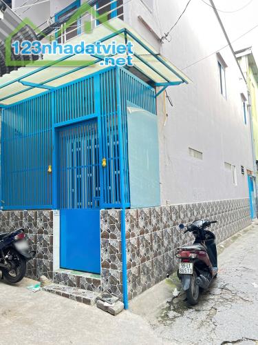 Nhà góc 2 tầng hẻm thông Tuy Lý Vương P12Q8. Giá: 4.88 tỷ