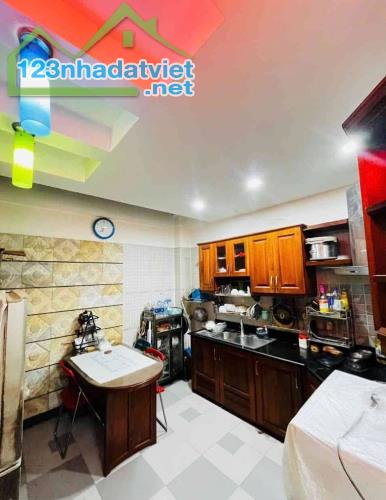 Bán nhà mặt t.i.ề.n khu phân lô Nguyễn Thị Tần P.2 Q.8 chợ Rạch Ông. - 3