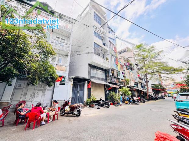 BÁN NHÀ 4 TẦNG PHONG CÁCH BIỆT THỰ Đ.CÁCH MẠNG THÁNG 8, QUẬN 3- NGANG LỚN 6M*14M- CHỈ 21T - 1