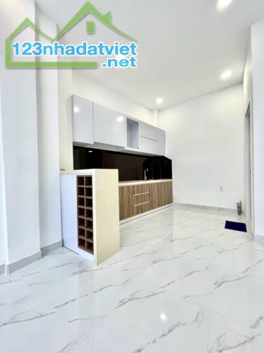 NHÀ 2 TẦNG HẺM 5M ÂU DƯƠNG LÂN – GẦN SIÊU THỊ AEON QUẬN 8 - 2