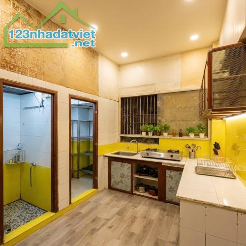 Nhà Quận 1 Hay Cái Máy In Tiền - 4 Tâng Sát Vách Bùi Viện - Thu Nhập 60 Triệu Hằng Tháng M - 2