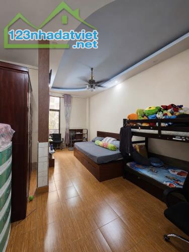Bán Nhà Mặt Tiền Căn Góc Đường Nguyễn Trãi Quận 5 - 40m² x 5 Tầng - Có Lề Để Xe - 22,5 Tỷ - 5