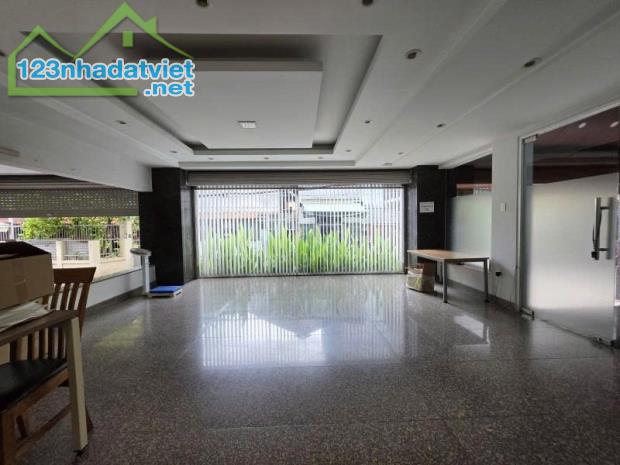 Bán nhà Biệt thự  Cách Mạng Tháng Tám - Quận 3, 17x14m, 8 Tầng - có Hầm - chỉ 79 tỷ. - 1
