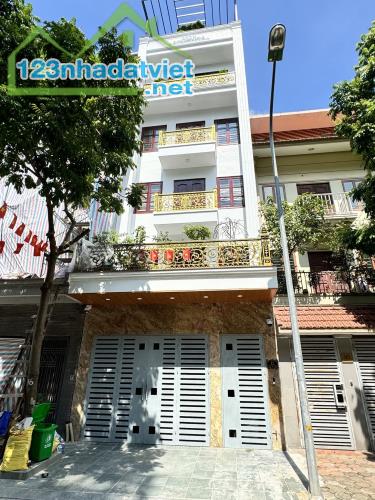 Bán nhà mặt tiền đường số 1 - Bình Tân - 140m2 - giá chỉ 2x tỷ - 1