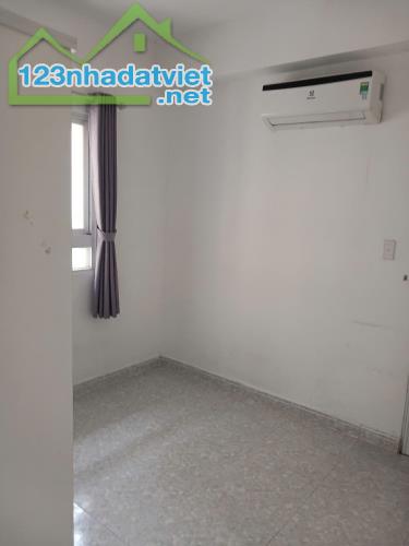 Bán căn hộ khang gia , 63m, 2PN,2WC, chưa ra sổ , giá : 1,870 tỷ - 5