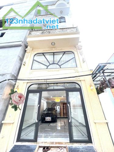 NHÀ ĐẸP LONG BIÊN - GARA 2 Ô TÔ - THANG MÁY XỊN SÒ