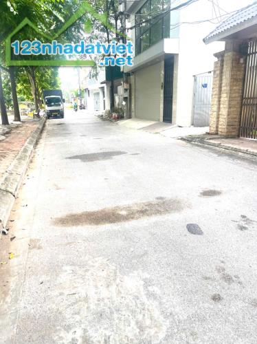 NHÀ ĐẸP LONG BIÊN - GARA 2 Ô TÔ - THANG MÁY XỊN SÒ - 2