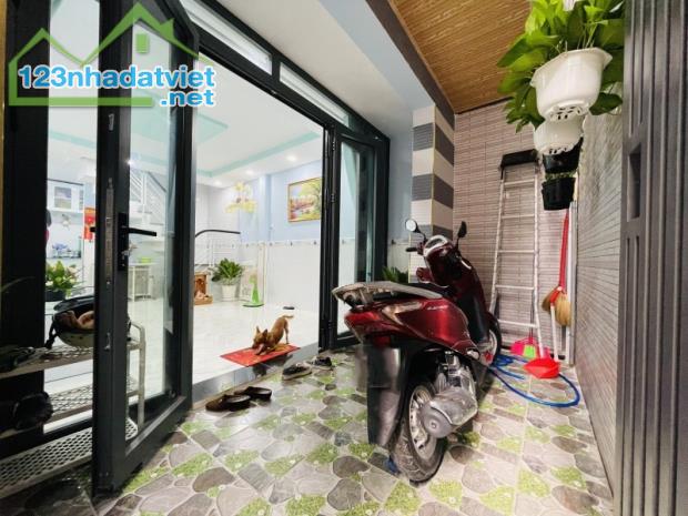 TÂN SƠN NHÌ TÂN PHÚ 40M2 - 2 TẦNG 2PN 2WC CHỈ 3.95 TỶ - 3