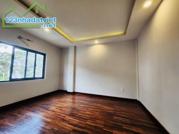 Chung Cư Ngô Quyền Quận 5 79 m² 3 PN - 4 Tỷ 27 - 3