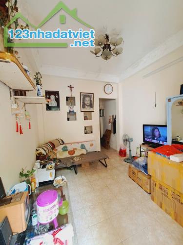 Bân nhà 2 tầng 39m2 phường hạnh thông gò vấp