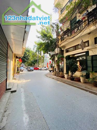 NHÀ PHÂN OTO ĐỖ CỬA PHỐ NGUYỄN CHÍ THANH DT 50m2 x 5 Tâng MT 6m. LH 0934.550.556. - 3