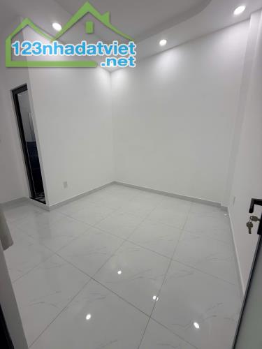 LIÊN KHU 8-9 GIÁP GÒ XOÀI 48M2 2 TẦNG 4PN 3WC CHỈ 4.95 TỶ - 3