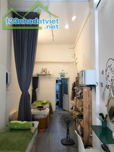Bán nhà tại 32 Huyền Quang, Phường Tân Định, Quận 1, HCM. - 2