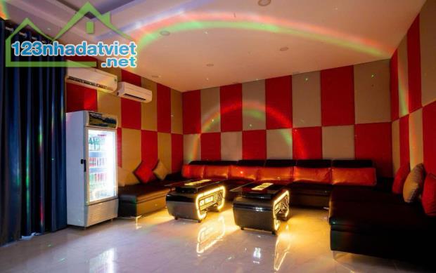 MT Nguyễn Bá Huân, Thảo Điền – Dt 204m² x 4 tầng – Dòng tiền 2.800 USD/tháng - 4