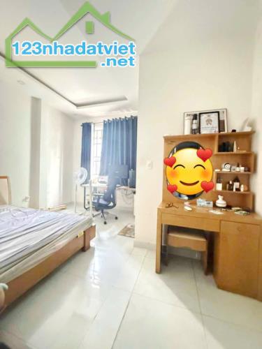 CHỈ 6.05 TỶ – NHÀ ĐẸP GÒ VẤP – LÊ VĂN THỌ - HẺM 6M Ô TÔ TRÁNH – 45M² – 4 PN – 3 TẦNG - 1