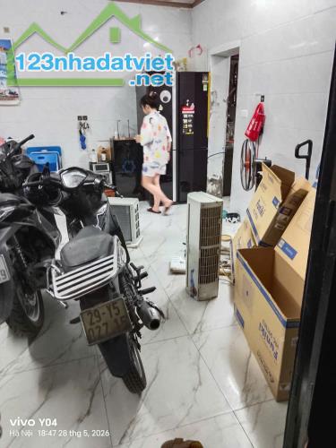 Cho thuê nhà ngõ phố Khâm Thiên Đống Đa 30m x 3 tầng, giá 8tr/tháng - 1