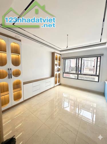 SÁT MẶT TIỀN LÊ VĂN QUỚI - NHÀ THANG MÁY, FULL NỘI THẤT, 280M² SÀN - 2