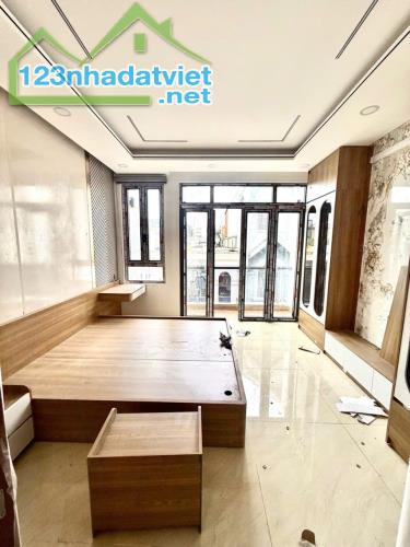 SÁT MẶT TIỀN LÊ VĂN QUỚI - NHÀ THANG MÁY, FULL NỘI THẤT, 280M² SÀN - 4