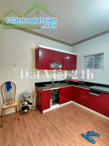 CHO THUÊ BIỆT THỰ 2 TẦNG SÂN VƯỜN TIỂU CẢNH MẶT NGÕ - TRÀNG CÁT SÂN BAY CÁT BI OTO ĐỖ CỬA - 3