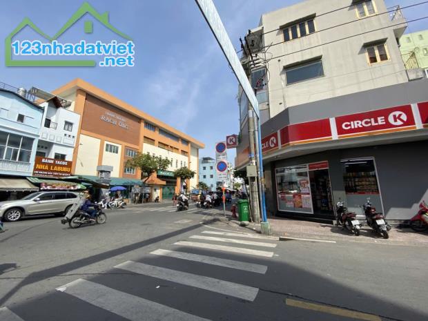 Bán nhà Quận 8 hẻm Dương Bá Trạc 44m2 5PN chỉ hơn 7 tỷ