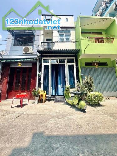 😱 CHỈ 100M RA ĐƯỜNG SỐ 7 - KHU TÊN LỬA – HẺM XE HƠI TỚI NHÀ, CHỈ NHỈNH 3 TỶ!