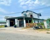 Bán nhà lầu góc 2mt đường nhựa / tỉnh lộ 15, Trung An dt 168m2 + 3 phòng trọ giá 3,8 tỷ
