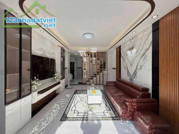 📌Bán Nhà phố Quận Gò Vấp Giá Rẻ 9.4 tỷ — Đầu Tư Sinh Lời - 3