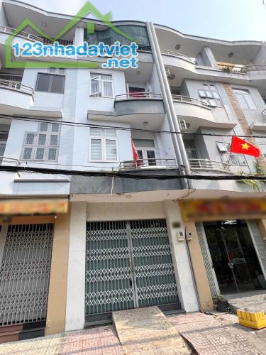 Nhà 4 tầng MT nội bộ Bông Sao P5Q8 . Giá 11,6 tỷ TL - 4