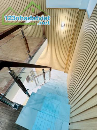 Bán Nhà Mặt Tiền Trần Phú Q.5 - Góc Trần Bình Trọng - 44m² x 2 Tầng - Có Lề Để Xe - 8,7 Tỷ - 2
