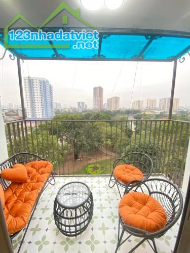 Bán căn chung cư A5 Đền Lừ, lô góc, view hồ - 75m2, 2 ngủ 2vs - SĐCC - Giá 5,2 Tỷ - 3