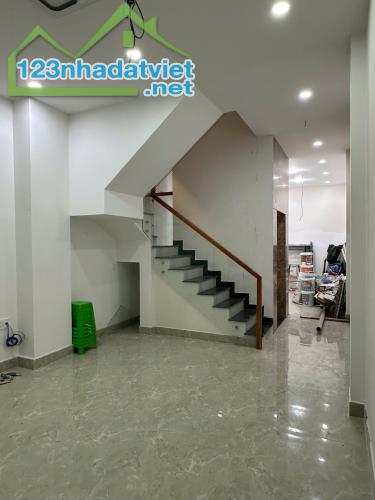 Cho thuê nhà nguyên căn 8 phòng Phan Đình Phùng Đà Lạt 40tr - 1