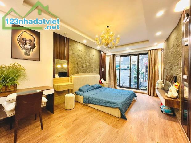 Bán nhà riêng Trần Khát Chân-Hai Bà Trưng DT42x5T,thang máy, lô góc thoáng, sân rộng 5m - 2