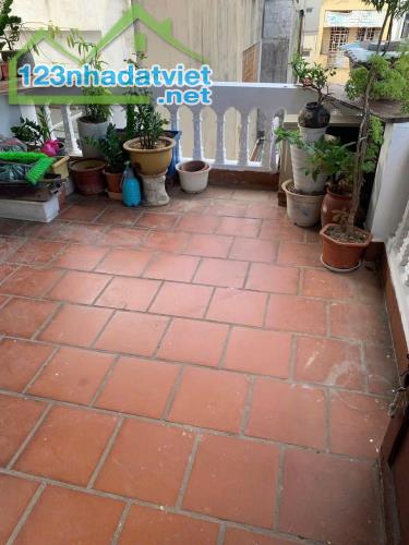 Cho thuê nhà ngõ Lương Sử C, Đống Đa, 30m x 4 tầng, giá 12tr/tháng - 2