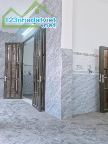 [KH022*] Nhà ngang 6m bề thế sát Chợ Cầu - Quang Trung, chỉ 5.x tỷ!